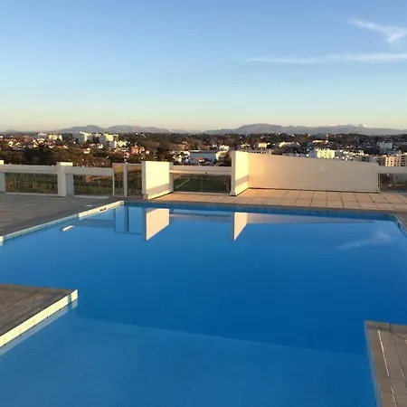 Studio Cosy + Piscine + Parking * Biarritz